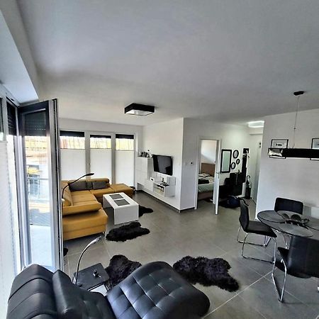 Apartament Amon Nr 5 Apartment Darlowo Exterior photo